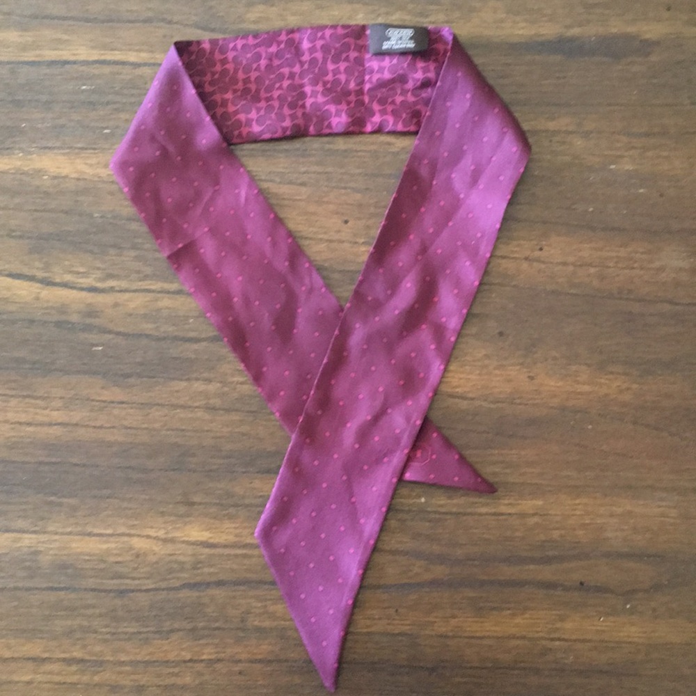 Cosch scarf.